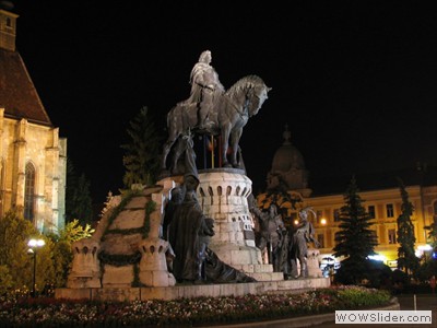 Statuia Matei Corvin